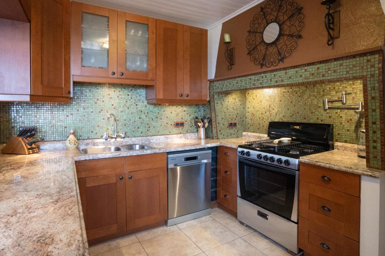 Quinta Pereirinha Farm - A Private 3 Bedroom Vacation Home, Close To Hiking W Ocean Views - Pico Island, Azores Sao Roque do Pico Ngoại thất bức ảnh